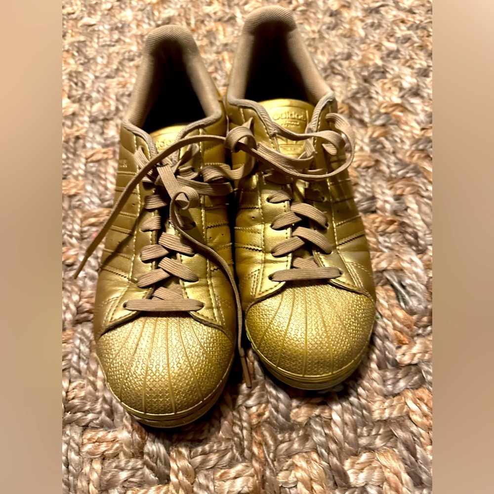 Gold leather adidas size 9 women’s